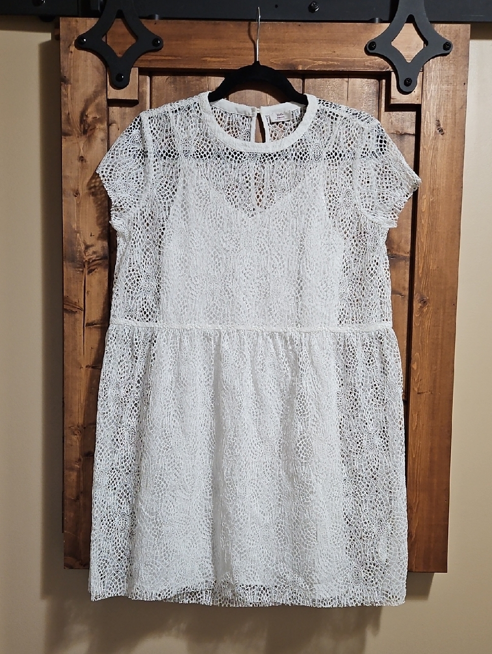 Little Moon Aritzia 2 Piece Olive Lace Shift Dress In White XXS